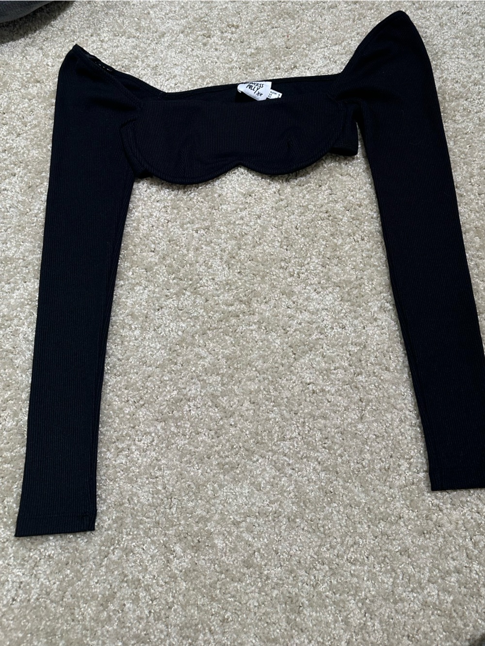 Princess Polly Black Ribbed Cropped Top with Sweetheart Neckline